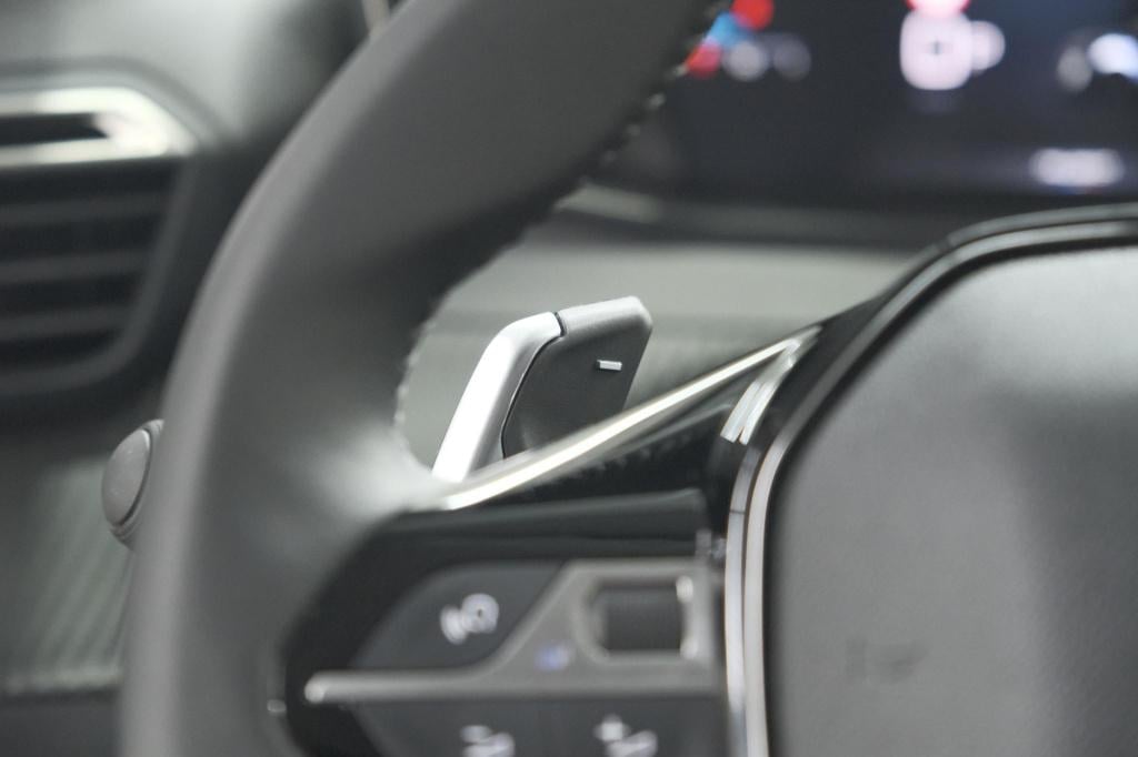 Peugeot 208 hybrid 110 e-dcs6 allure | stoelverwarming | apple carplay | pa