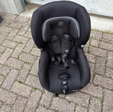 Maxi cosi axiss