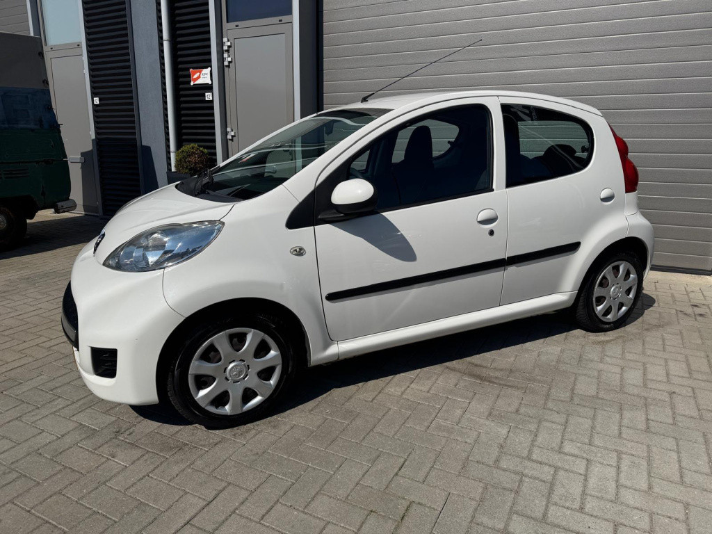 Peugeot 107 1.0-12v xs/nap/apk/airco