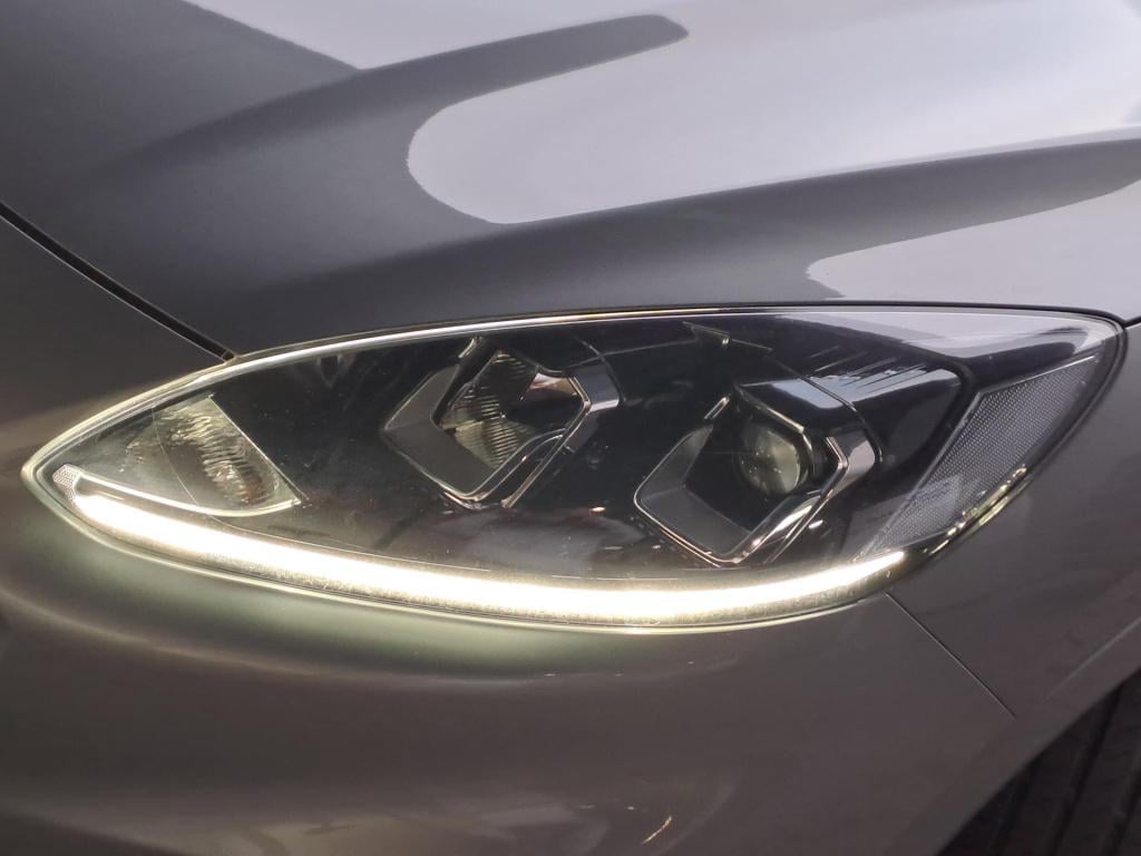 Ford Kuga 2.5 phev st-line | apple carplay & android auto | parkeersensoren