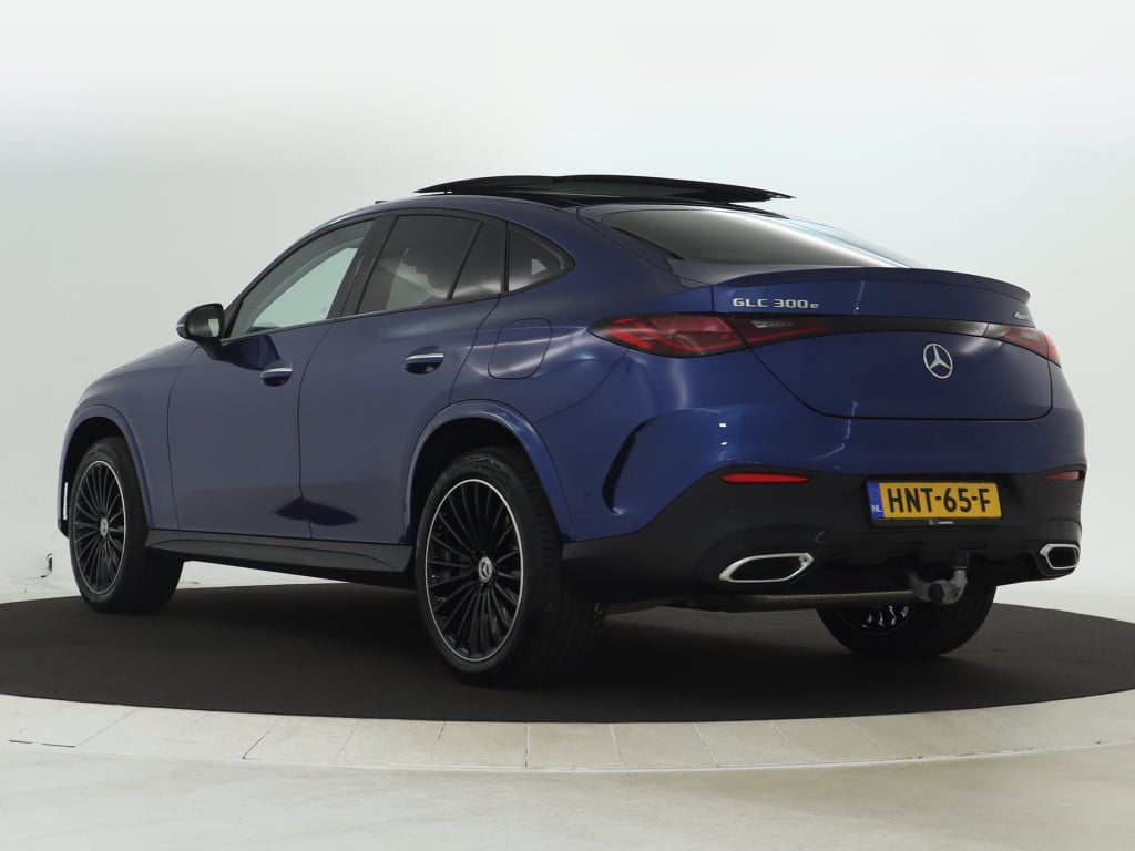 Mercedes-Benz Glc coupé 300 e 4matic amg plug-in hybride | trekhaak |  pano