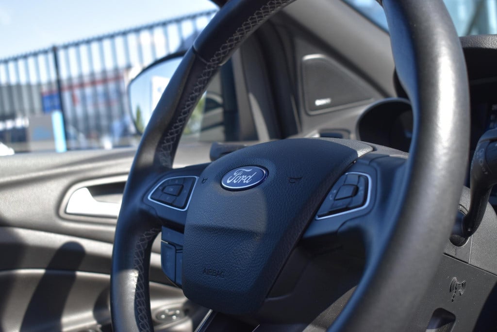 Ford Kuga 1.5 ecoboost st line | climate control | cruise control | winterp