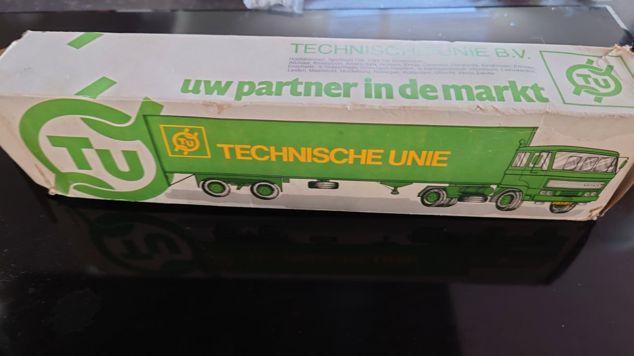 Lion Car 38 Daf truck met Technische Unie Trailer
