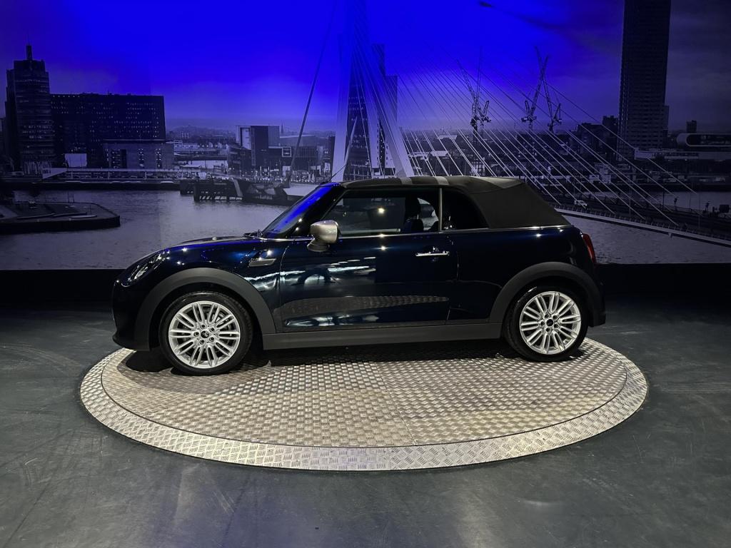 Mini Cooper Cabrio mini 1.5 mini yours *led*camera*navi*