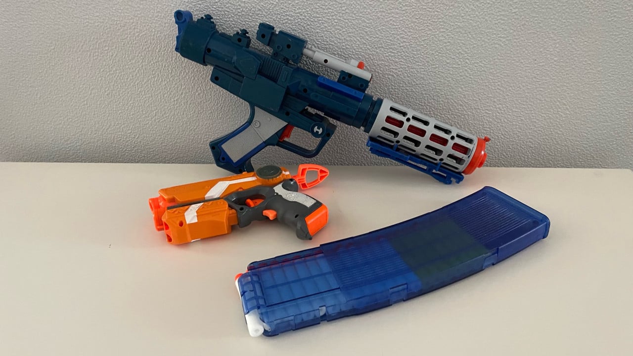 Vier NERF pistolen incl Double Dealer!!!