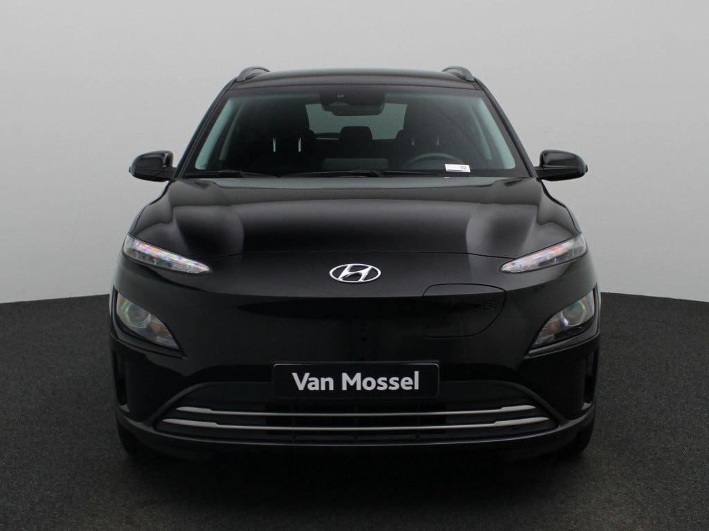 Hyundai Kona ev fashion 39 kwh | navi | camera | lmv | pdc | climate