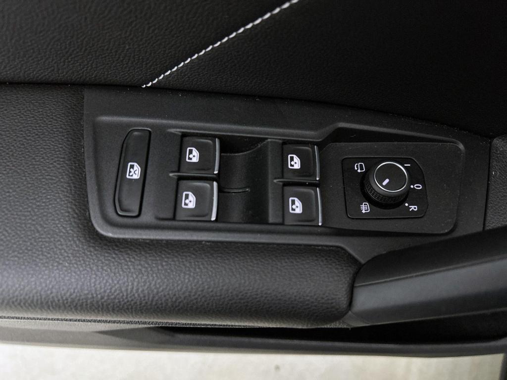 Volkswagen Tiguan 1.4 tsi ehybrid r-line business | automaat | panorama dak