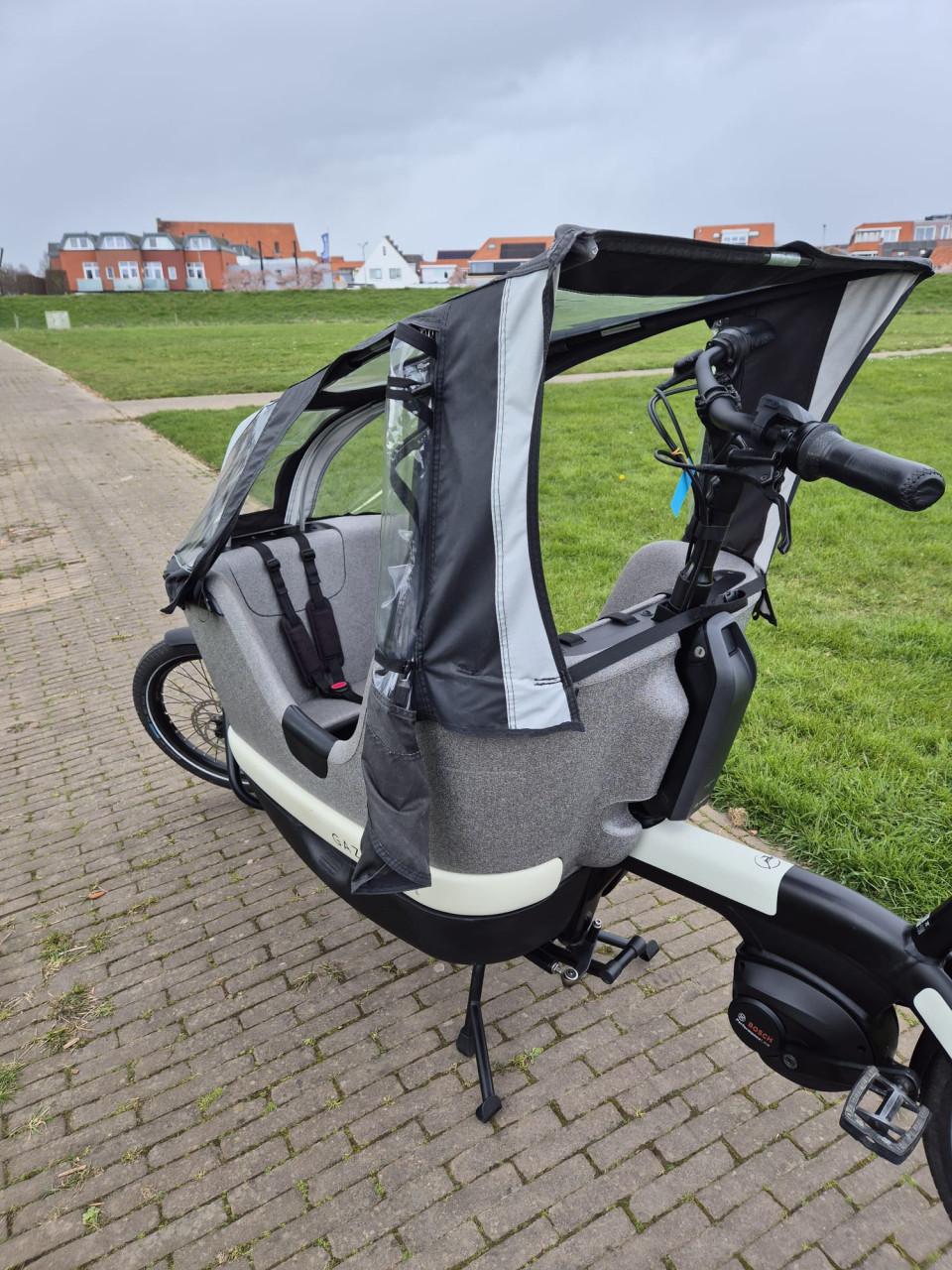 Nette Gazelle Makki Load connect met regenhuif en extra bankje!