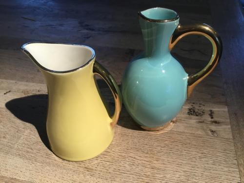 Boch pastelkleurige kannetjes Expo 1958