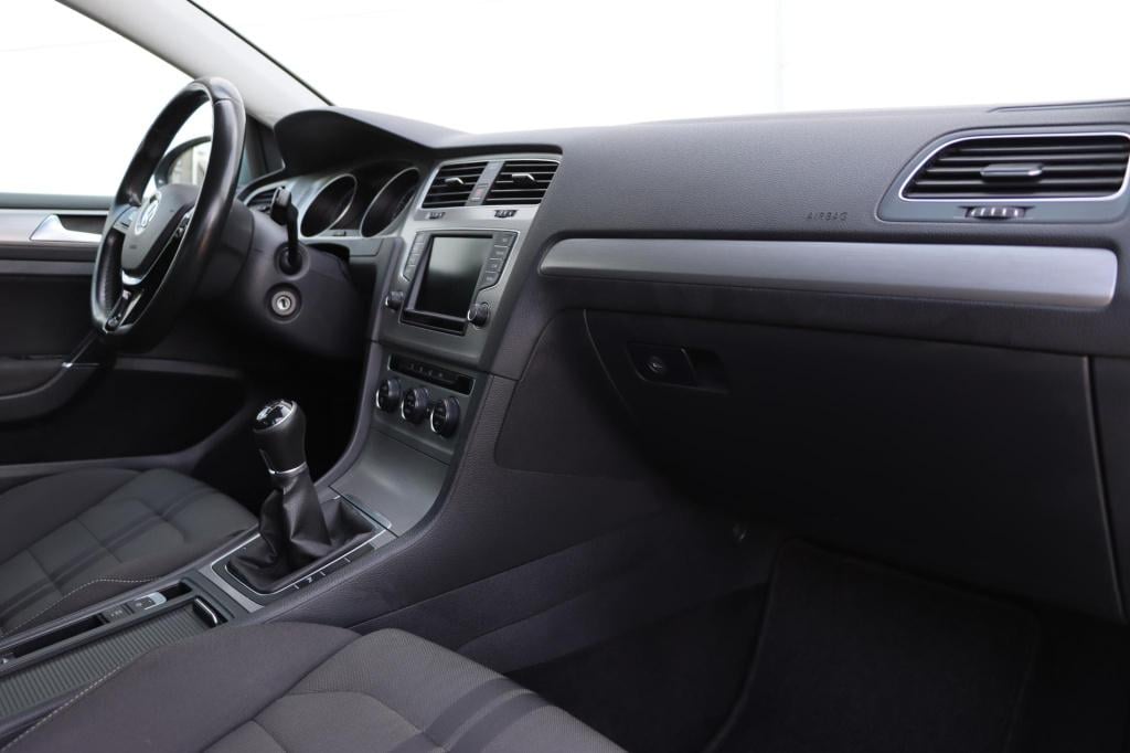 Volkswagen Golf 1.0 tsi comfortline executive 116pk