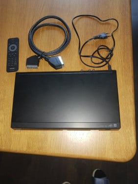 Phillips dvd speler met afstands bediening  10euro