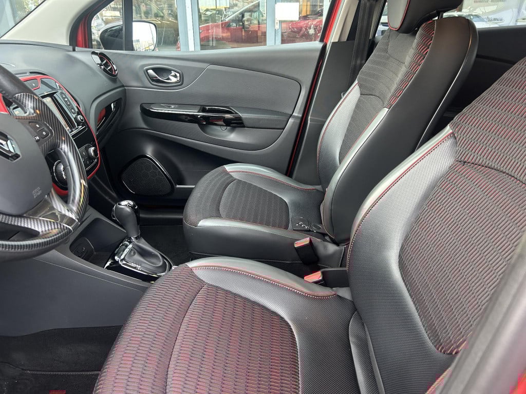 Renault Captur 1.2 tce helly hansen automaat