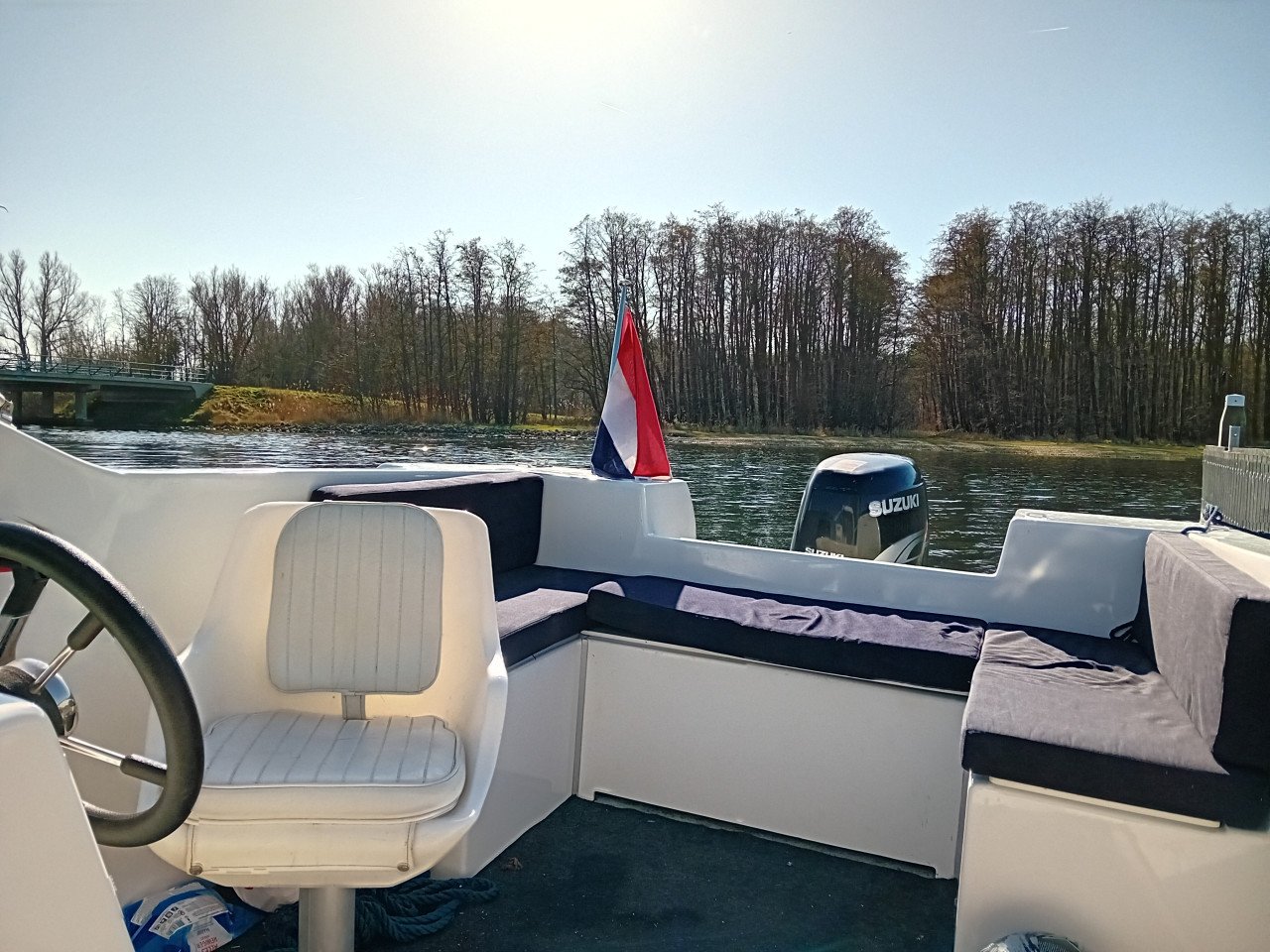 Motorboot Beekman 505 + 50pk Suzuki + zeilkap + trailer