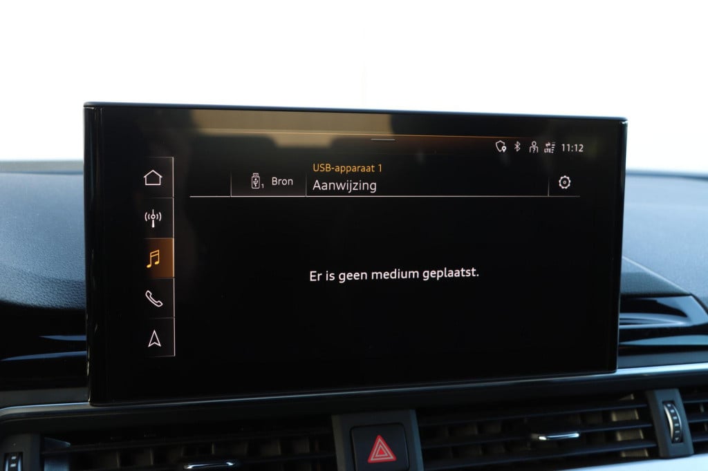 Audi A4 limousine 35 tfsi s edition 150pk s-tronic