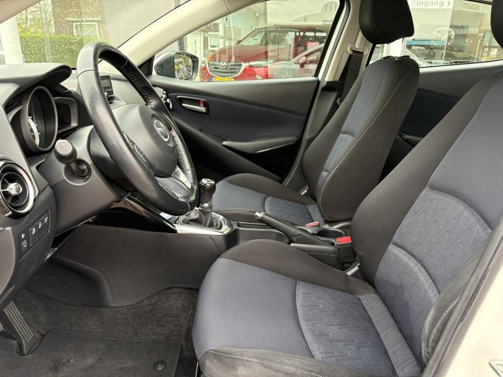 Mazda 2 1.5 skyactiv-g ts lichtmetalen velgen