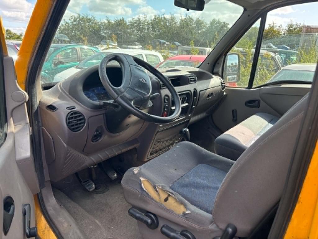 Renault Master t28 2.2dci l1h1