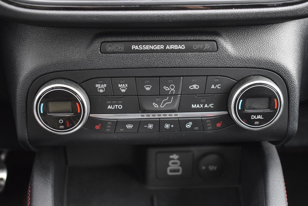 Ford Kuga 2.5 phev st-line x | climate control | adaptieve cruise control |
