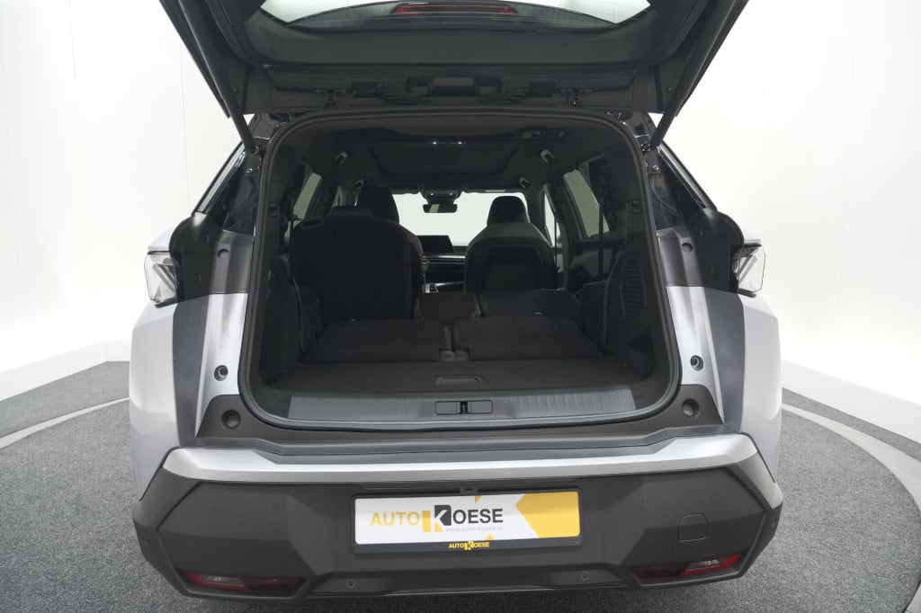Peugeot 5008 1.2 hybrid 145 gt | panoramadak | camera | elektrische achterk