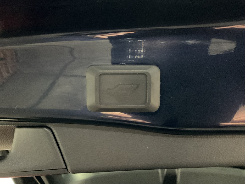Toyota Rav4 2.5 hybrid awd bi-tone | innovatie pakket |