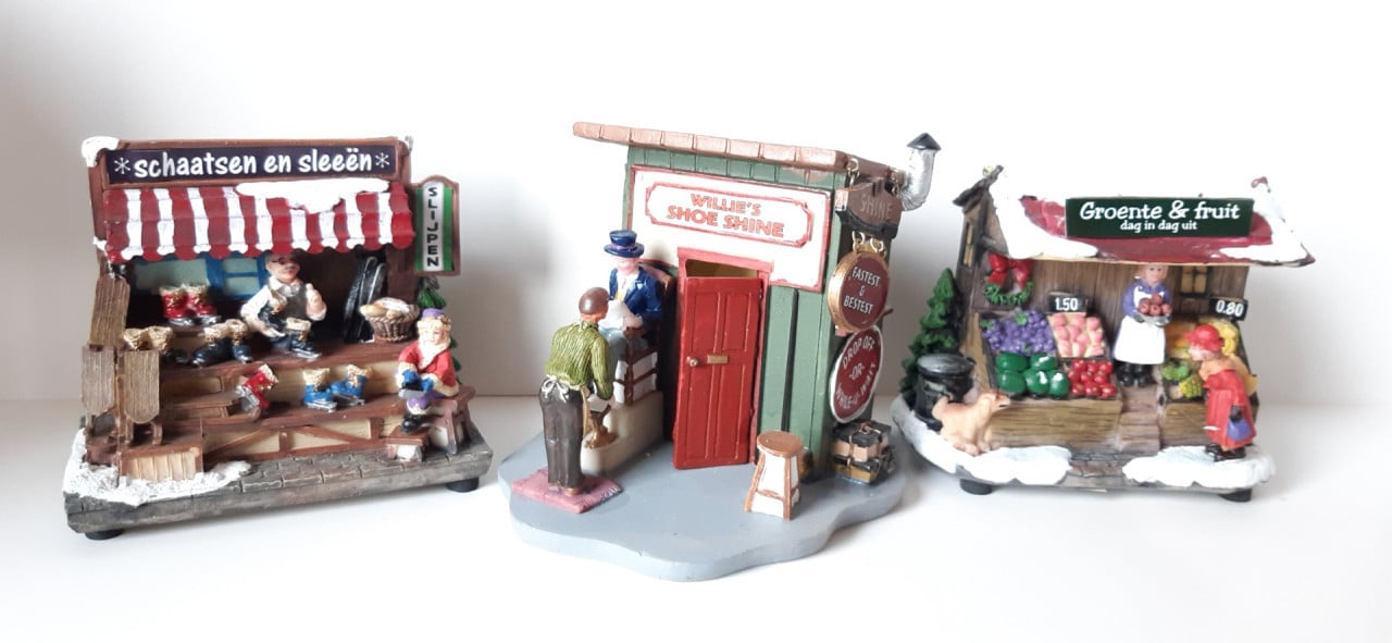 Lemax decoratie schoenpoets winkel: Willie’s Shineshack, kerst