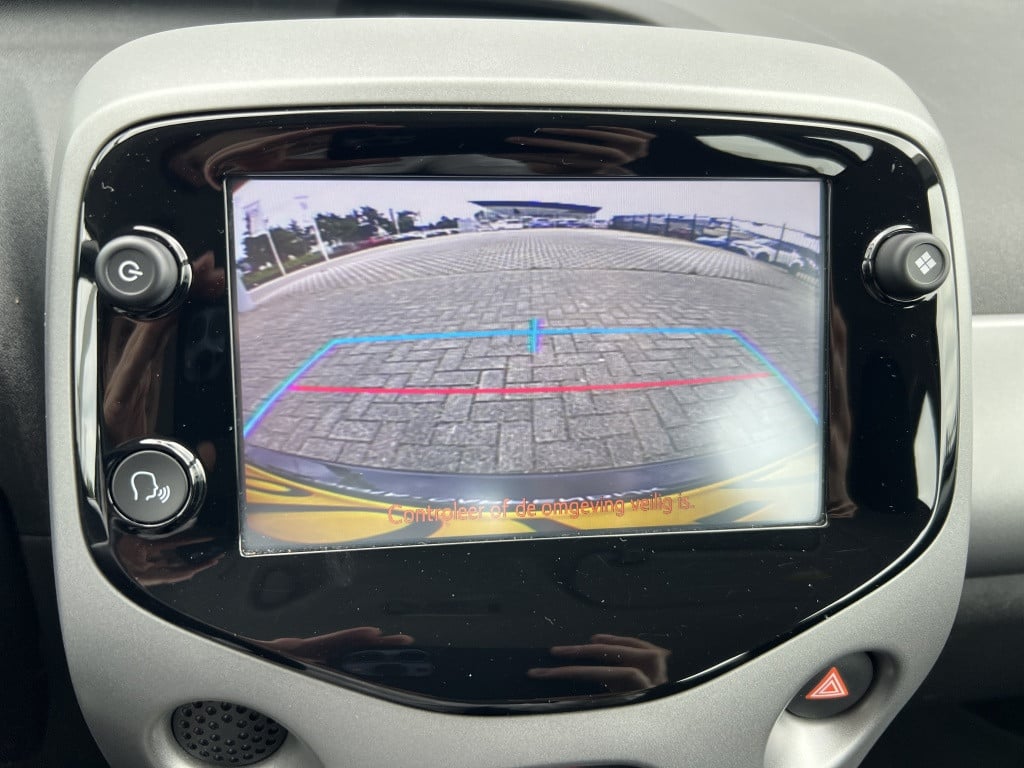 Toyota Aygo 1.0 vvt-i x-play