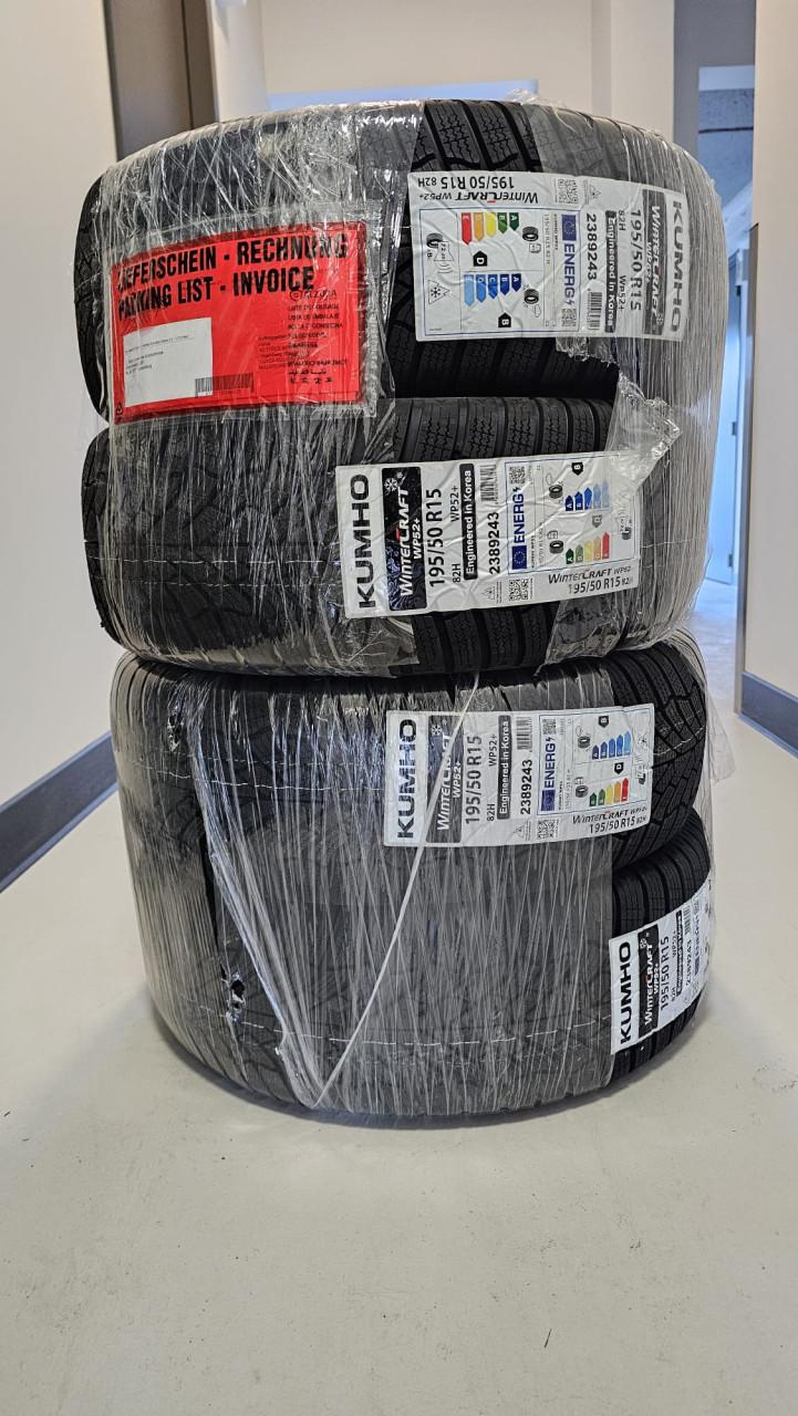 Nieuwe winterbanden 195/50 R15 ongebruikt