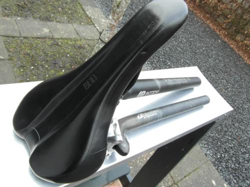 BBB Spectrum fietszadel met zadelpen.