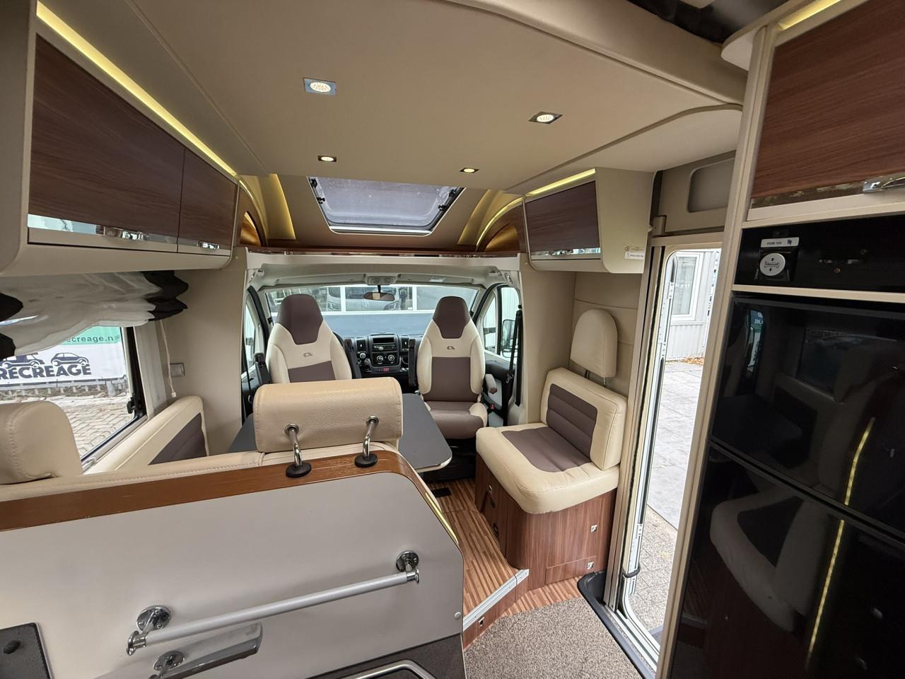 Adria Matrix Plus M670SC - Luxe gezinscamper vol comfort en vrijheid!