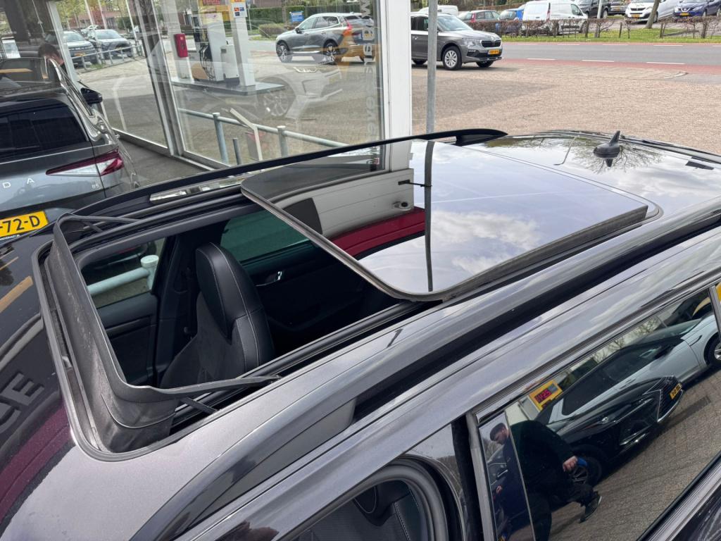 Skoda Superb combi 1.4 tsi iv sportline business