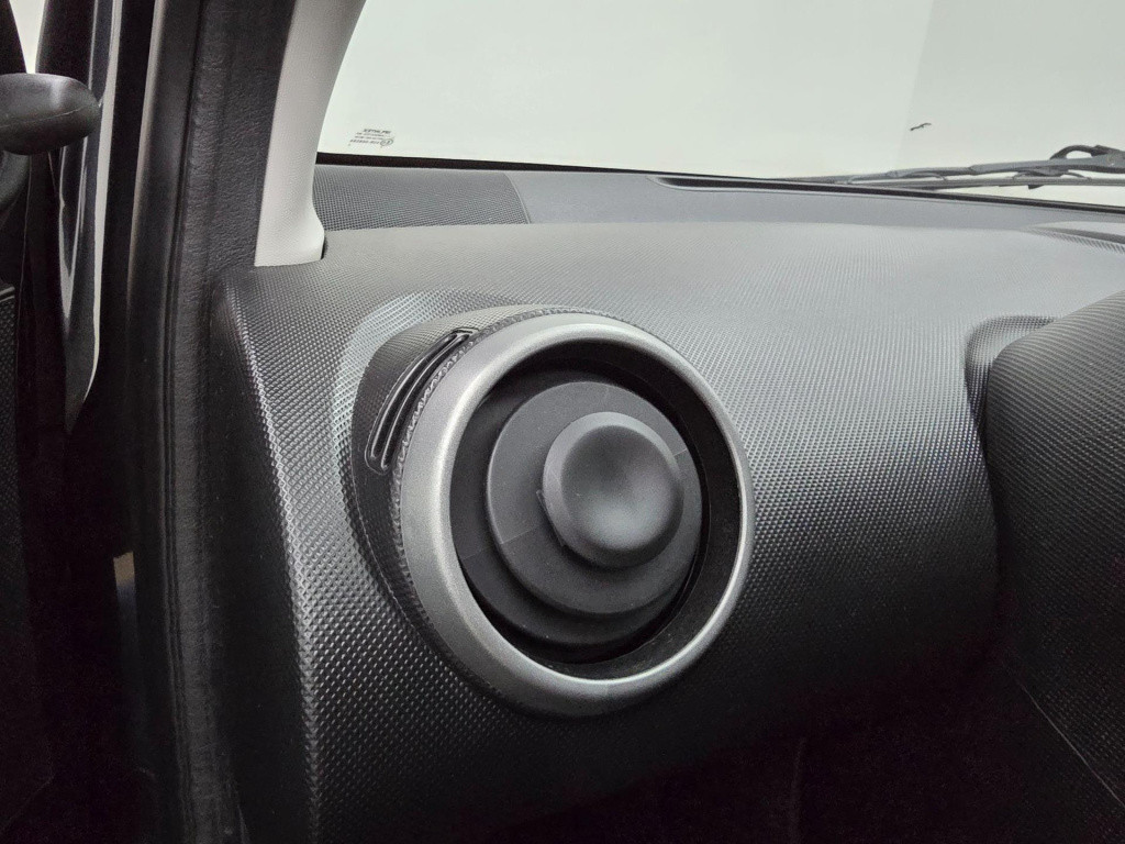 Citroen C1 occasion 1.0 attraction met airco en 5 deurs uitvoering | tweede
