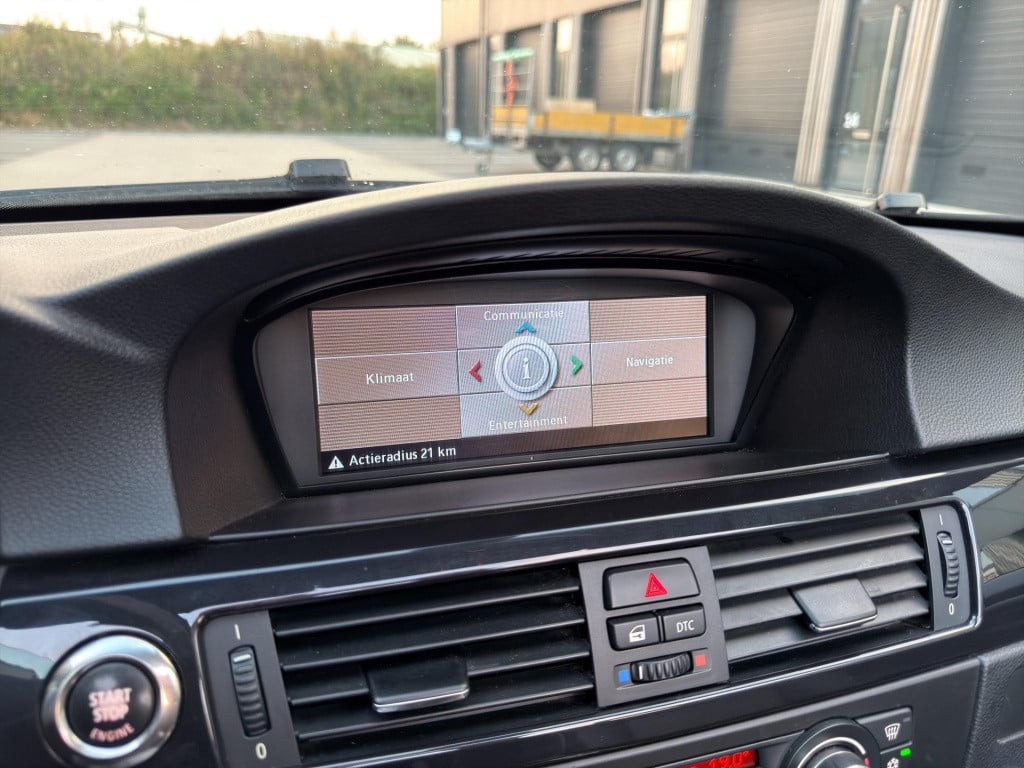 BMW 3-serie cabrio 325i high executive leder navi automaat