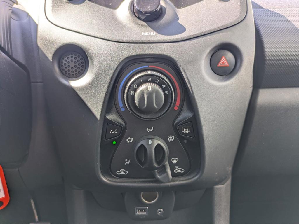 Toyota Aygo 1.0 vvt-i x-fun | 5 deurs | airco | bluetooth