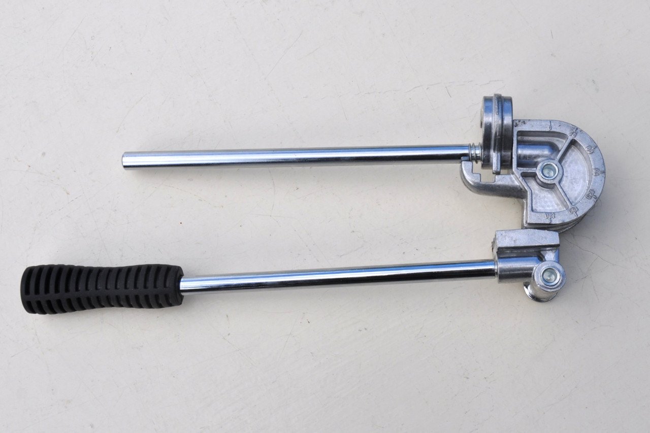 2x Buigijzer of buigtang: 1x 13-15mm en 1x 8, 10 of 12mm