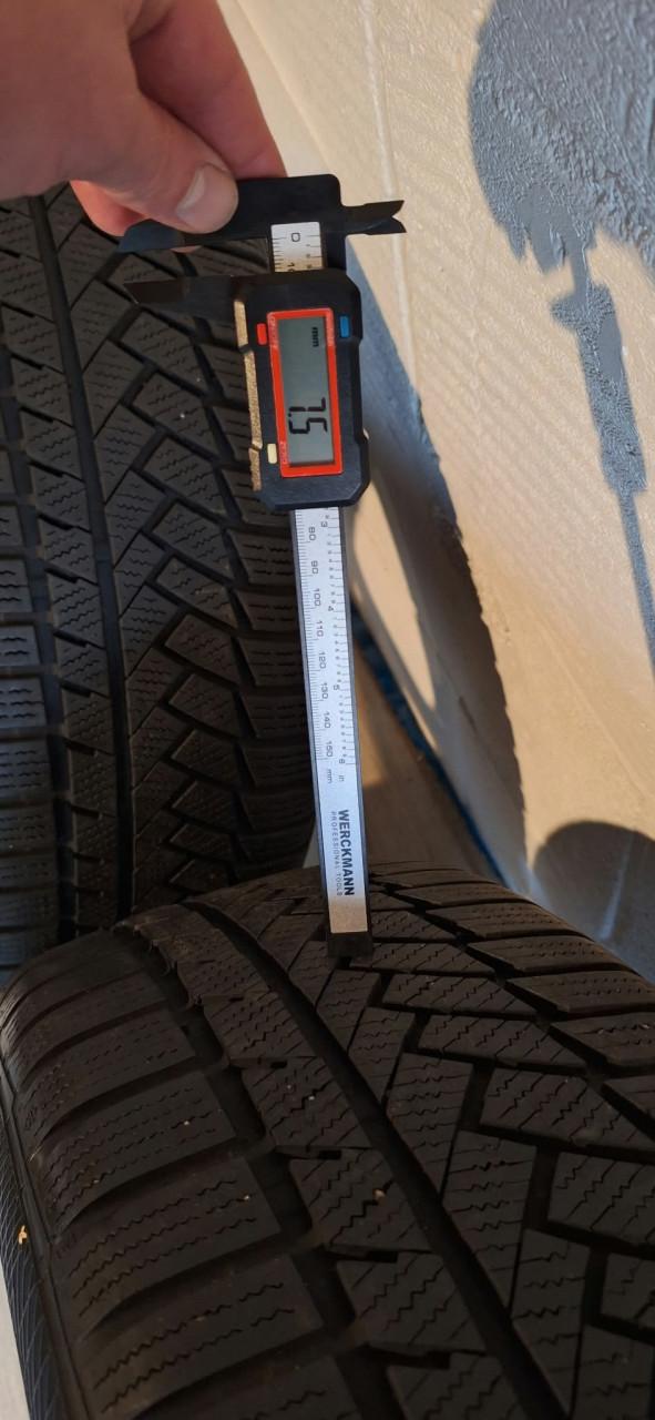 Originele Volvo R-Design 19" velgen XC60 XC40 + winterbanden