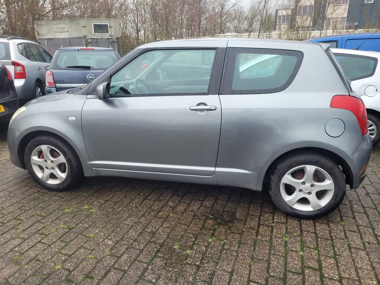 Suzuki Swift 1.3 VVT 16V  Apk 30-12-2026