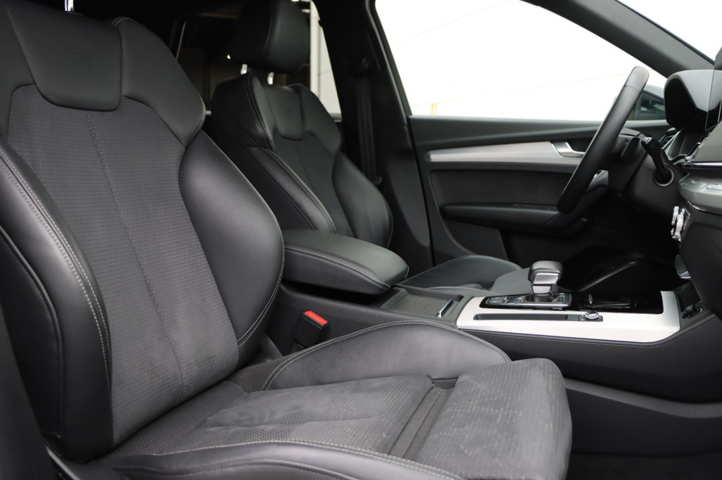Audi Q5 55 tfsi e quattro s edition competition 367pk