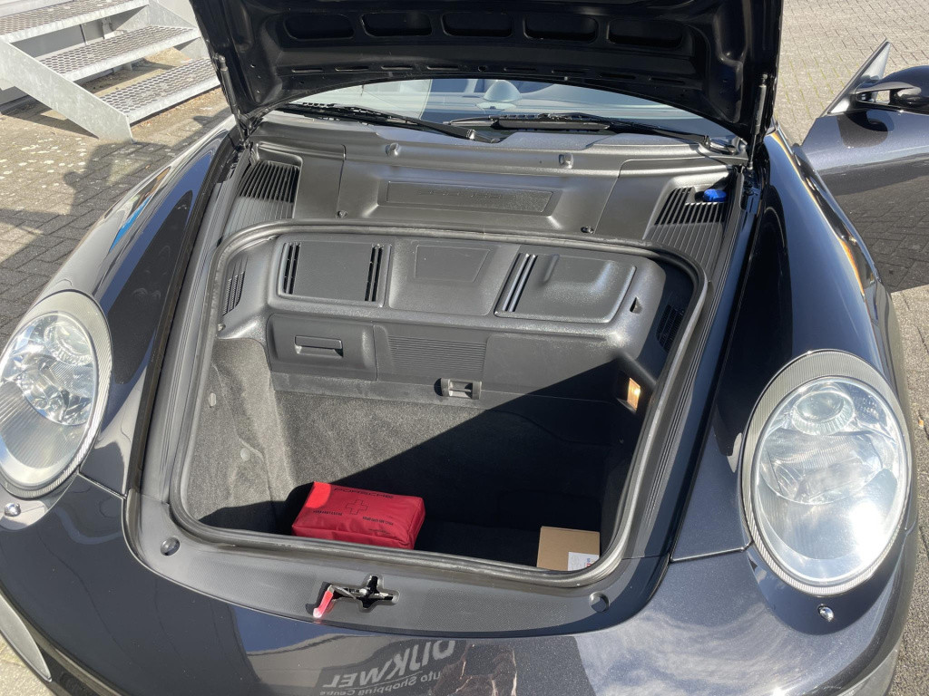 Porsche 911 cabrio 3.8 carrera 4s