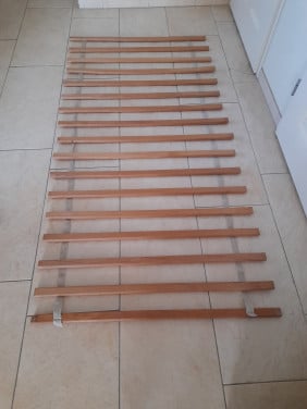 Lattenbodem 90 x 190 ( in goede staat )