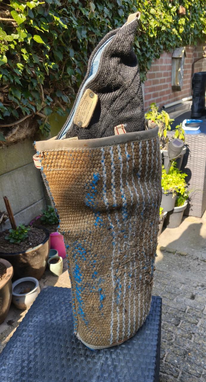 Te koop 2 Steekmouwen