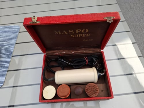 Antiek massage apparaat. Maspo super.