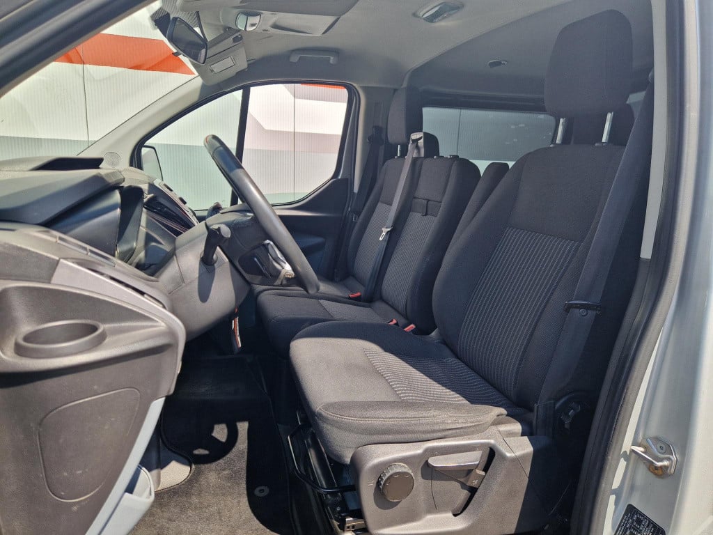 Ford Transit Custom 290 2.2 tdci l2h1 ambiente dc in zeer goede staat met n