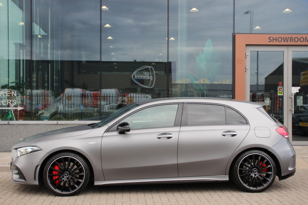 Mercedes-Benz A-Klasse amg 35 4matic premium plus | schaalstoelen | 360 cam