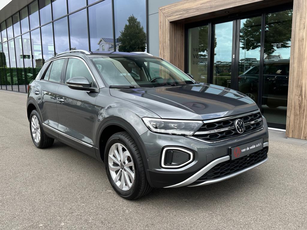 Volkswagen T-roc 1.5 tsi 150pk dsg style | dode hoek | camera | keyless | e