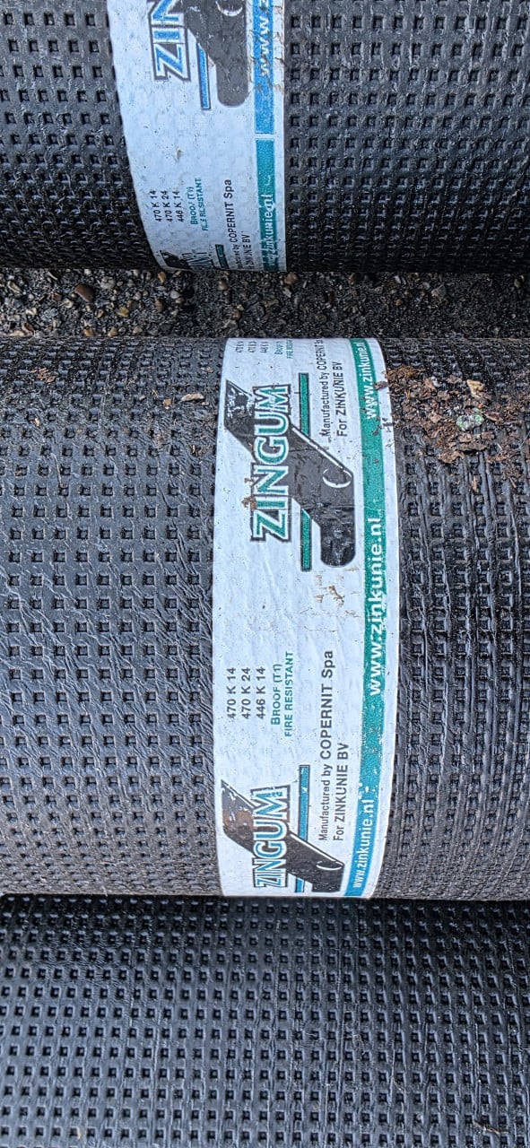 ZINGUM APP Bitumen Toplaag 470K14 getalkt (6 x 1 mtr x 4 mm)