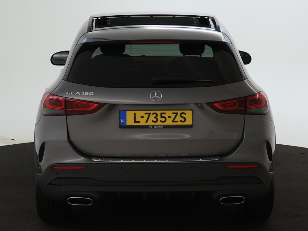 Mercedes-Benz Gla-klasse 180 business solution amg | sfeerverlichting | pan