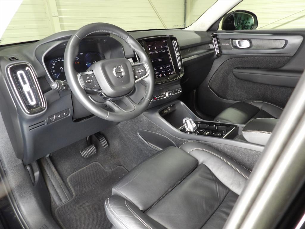 Volvo XC40 t5 plug-in hybrid 262pk aut plus dark