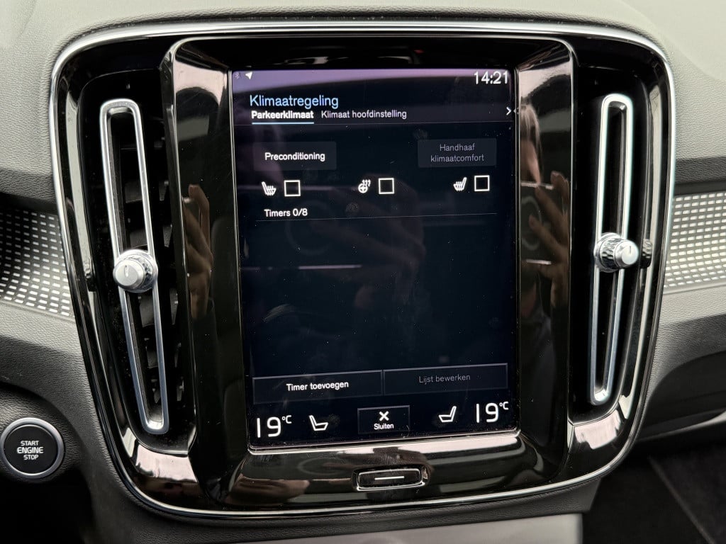 Volvo XC40 t4 211pk recharge ultimate dark | panodak| adap.cruise| leder| c