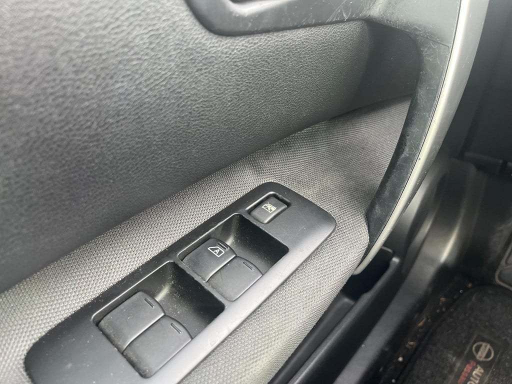 Nissan Qashqai 2.0 tekna | incl. beurt & apk | trekhaak