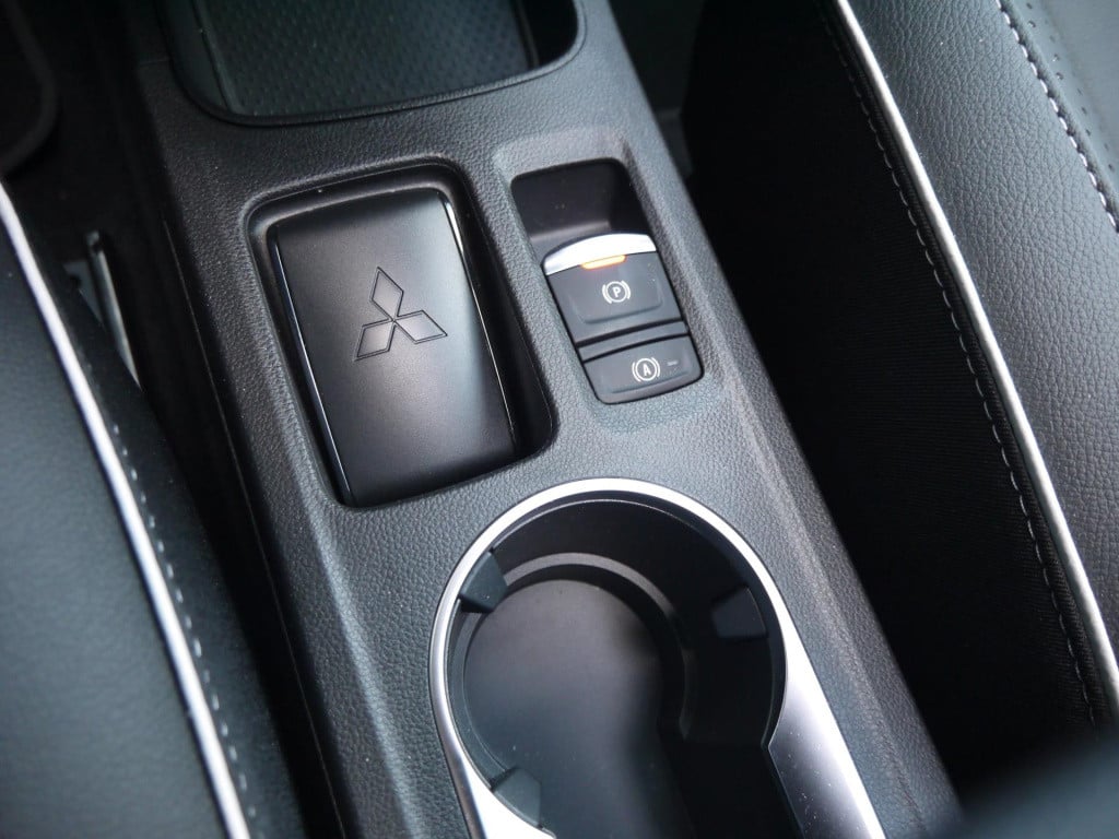 Mitsubishi Asx 1.6 hev at instyle|panoramadak|leer|harman kardon|rijklaar