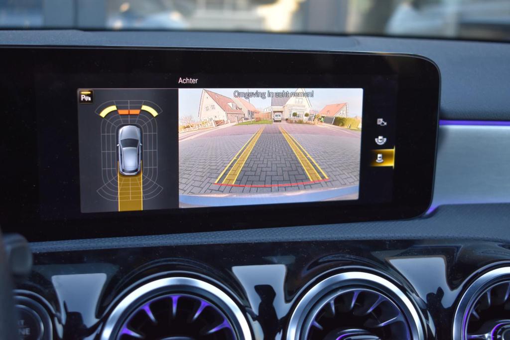 Mercedes-Benz A-Klasse 180 amg night | sfeerverlichting | apple carplay | c